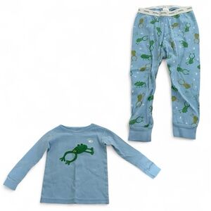 🐸GAP: Boy 18-24 months, frog theme long sleeve & pants pajama set preowned.